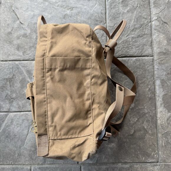 Fjallraven Kanken Water Resistant Backpack Clay Work Travel Laptop Daily 14'' - Picture 4 of 8